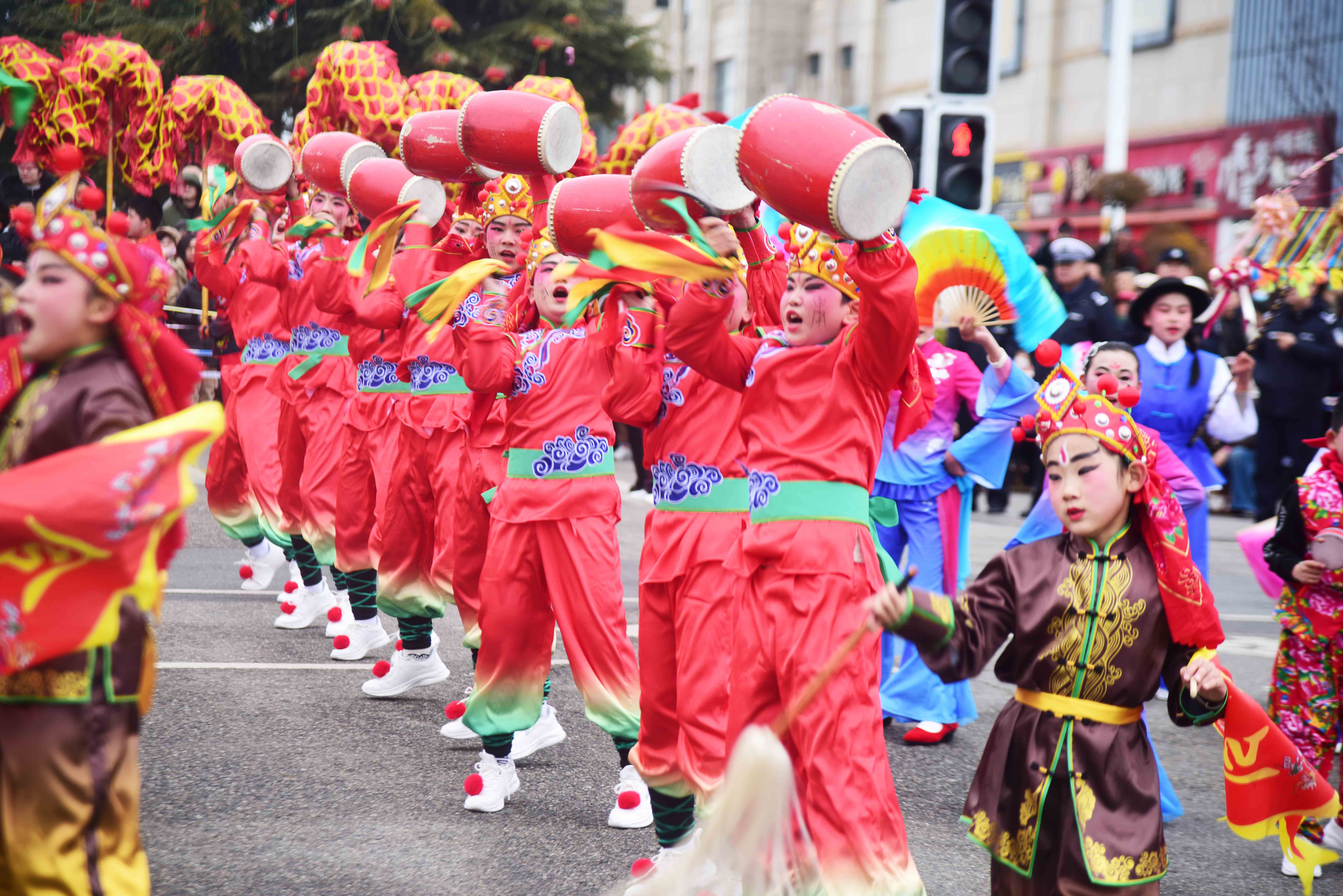 正月十五元宵节--2026年乳山市“两省四市”秧歌文化交流活动展演精彩片段